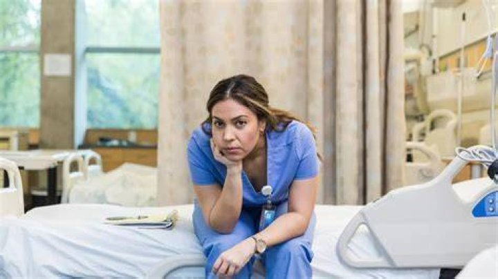 Can a female patient refuse a male nurse?