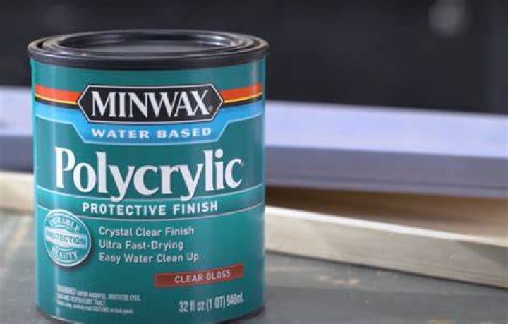 Can Polycrylic be applied with a rag?