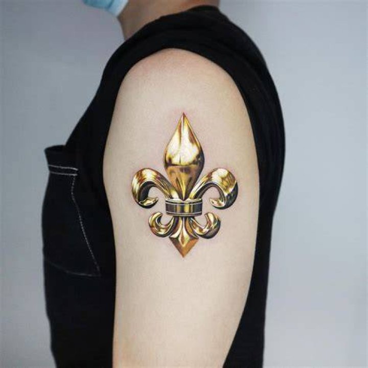 Can tattoos be gold?
