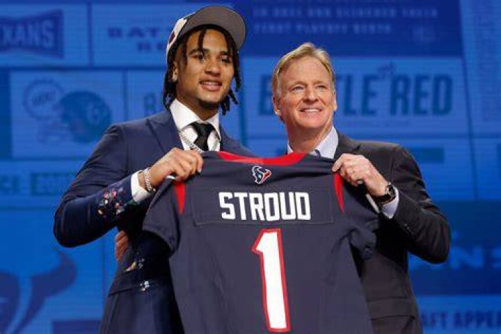 Can you be drafted if you're missing a toe?