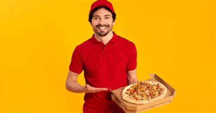 Can you tip pizza guy with credit card?