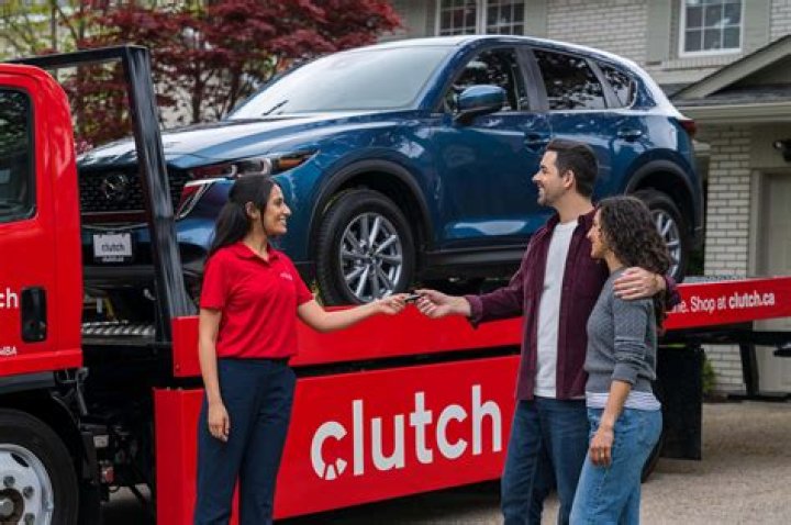 Does clutch consume more fuel?
