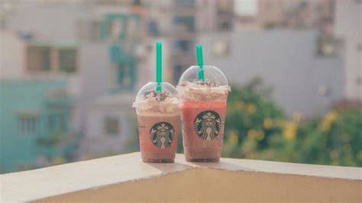 Does pink drink have caffeine?