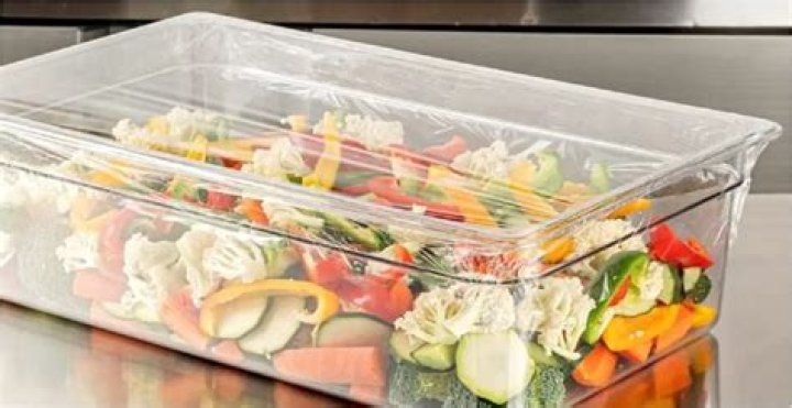 Does plastic wrap melt in the microwave?