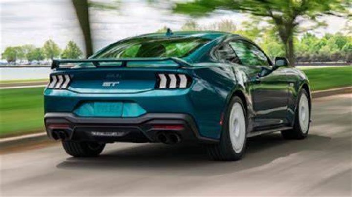 Does the Bullitt Mustang have Tremec transmission?