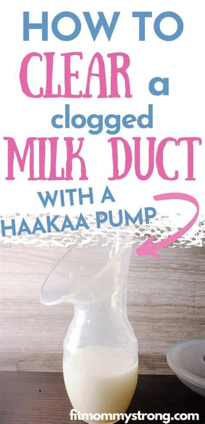 How do you clear a clogged milk duct with Haakaa?