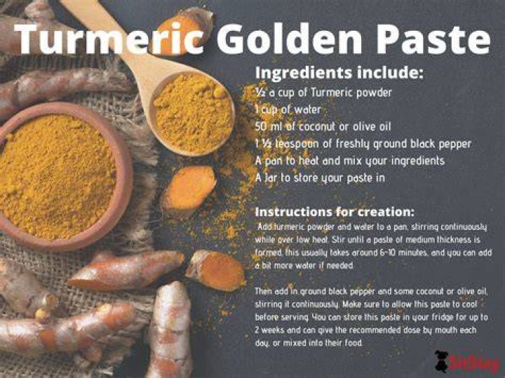 How do you make turmeric paste for acne?
