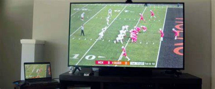 How do you stream on a smart TV?