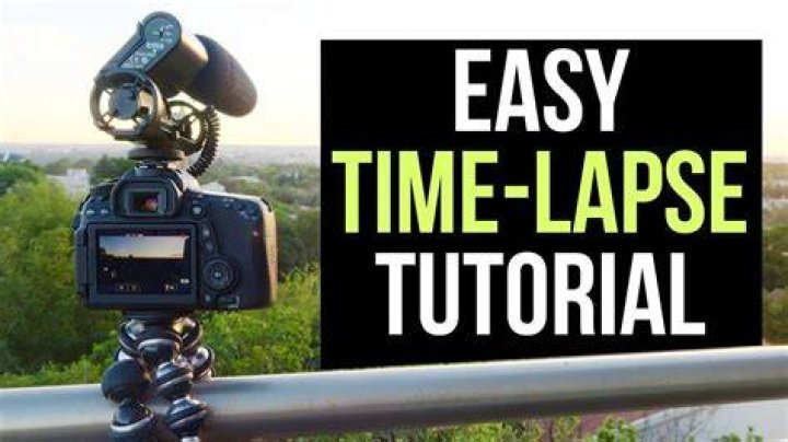 How does time lapse camera work?