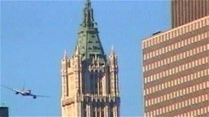 How fast was the plane going when it hit the South Tower?