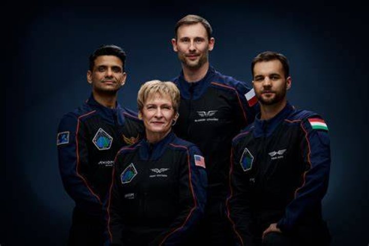 How long does it take NASA to hire?