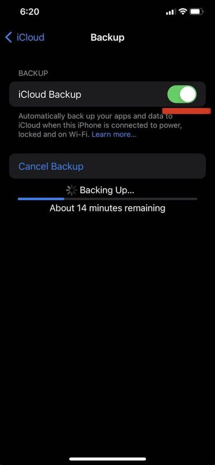 How many iPhone backups does iCloud keep?