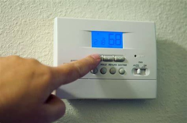How much money do you save lowering your thermostat?