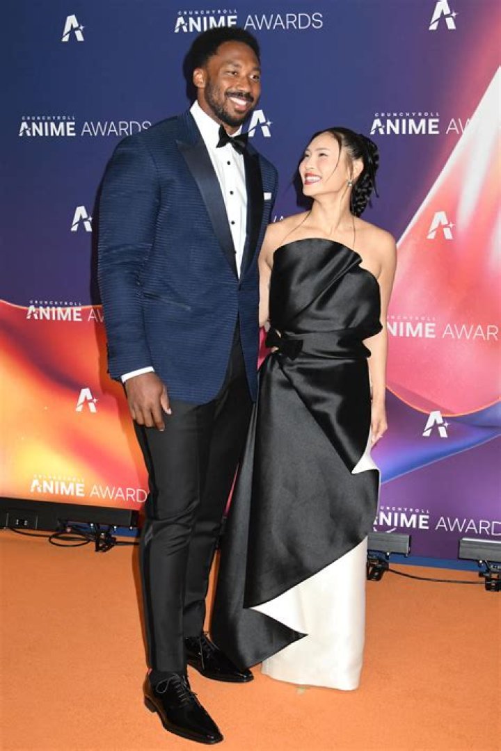 How tall is Chloe K?