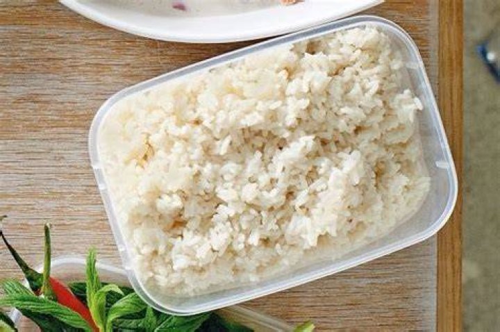 Is frozen rice safe to eat?