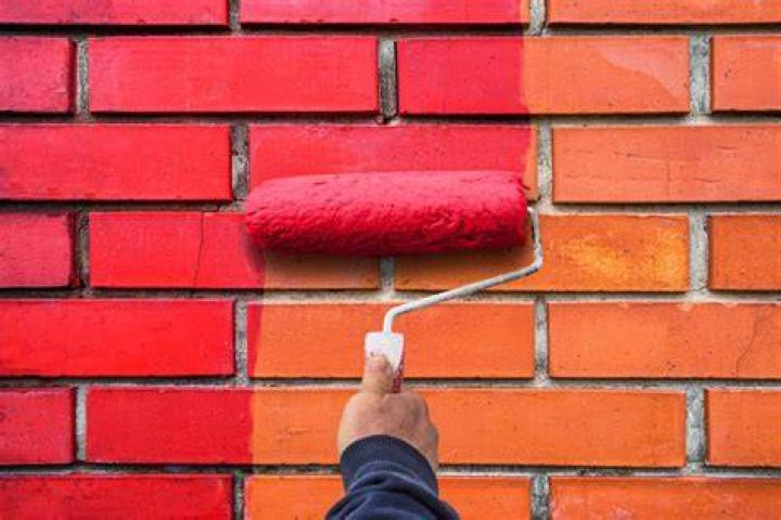 Is it a good idea to paint over bricks?