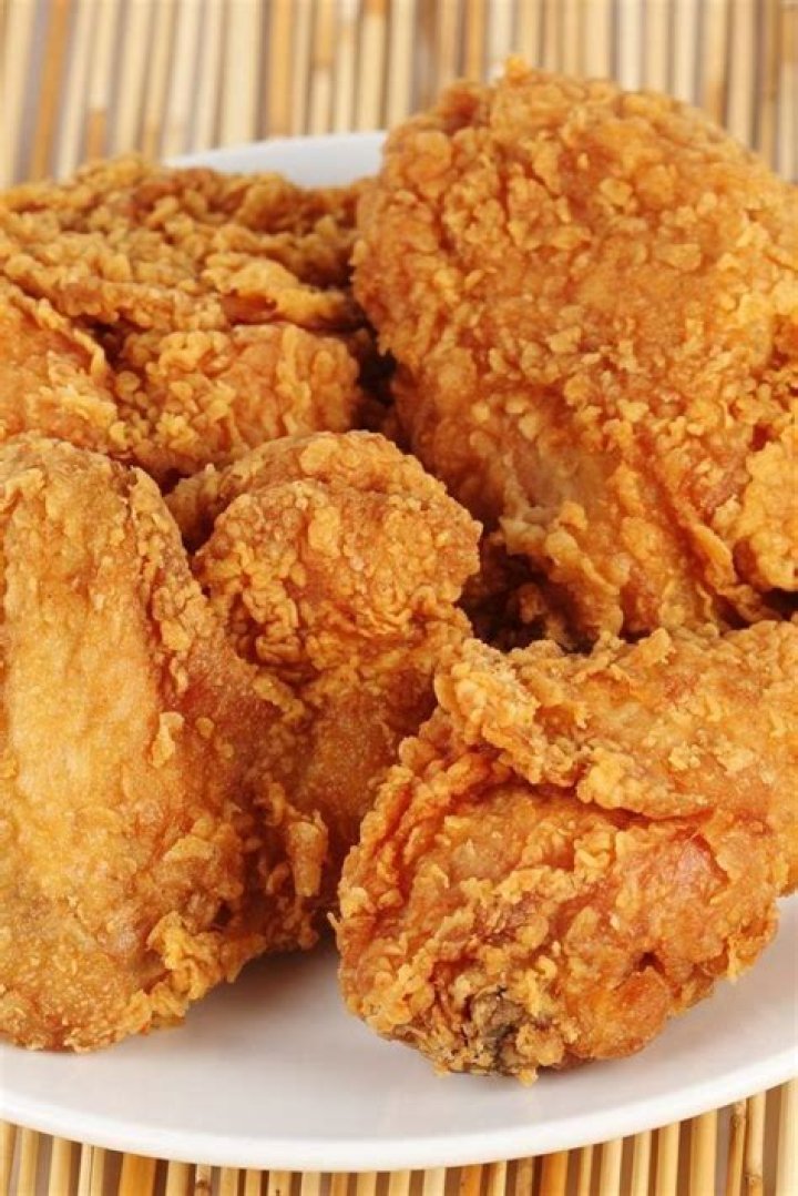 Is it better to fry chicken with all-purpose flour or self-rising flour?