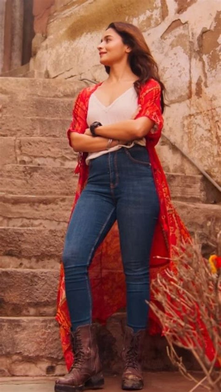Is it easy to enter in Bollywood?