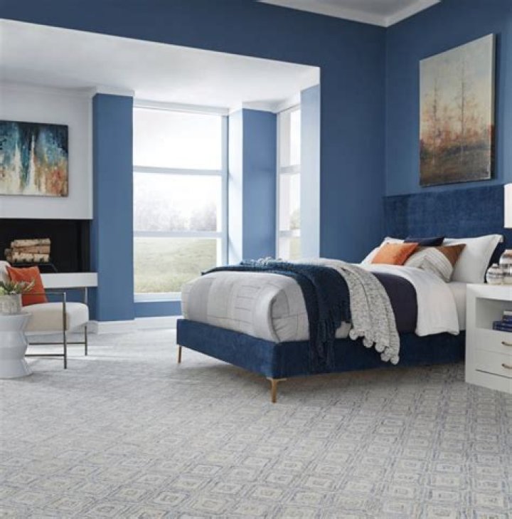 Is it good to have carpet in bedroom?