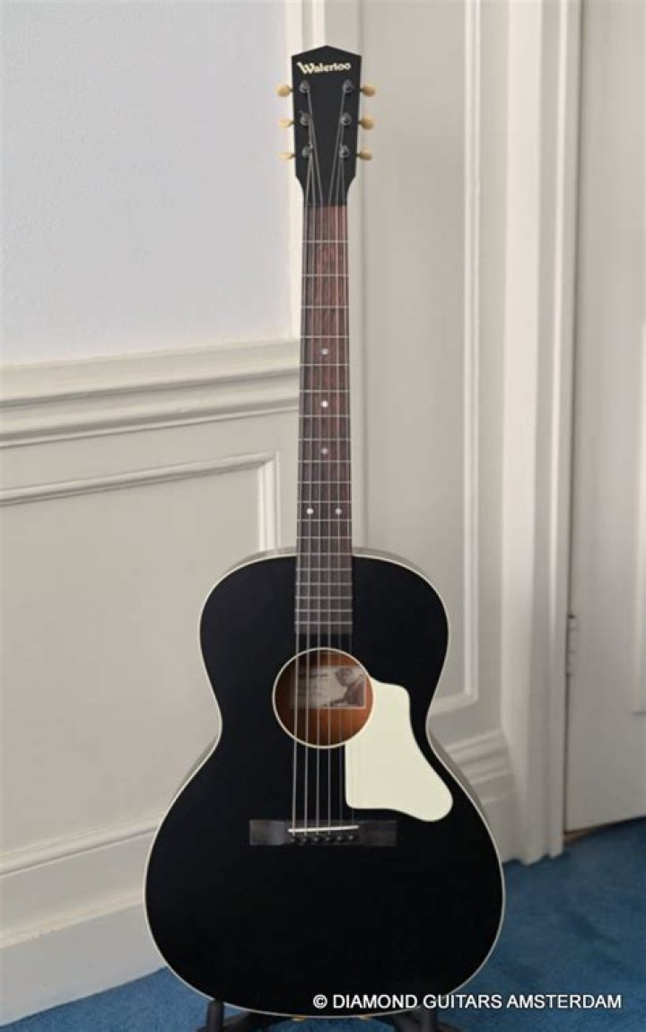 Is jet black diamond?
