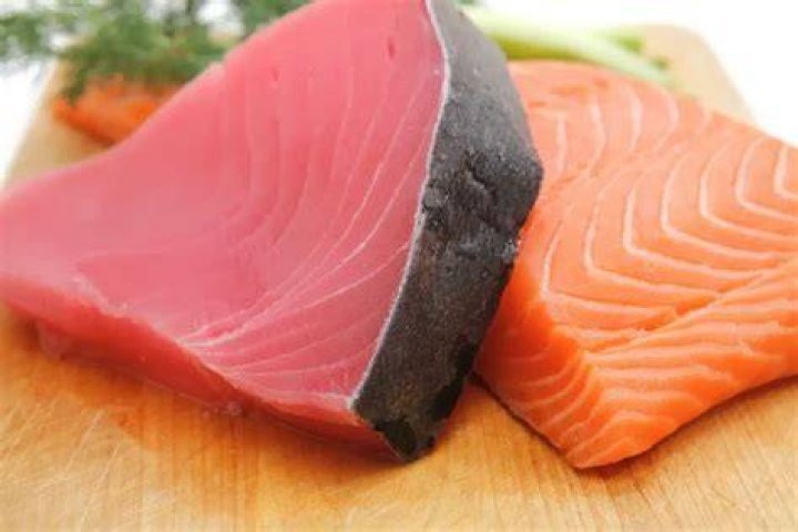 Is salmon or tuna better for you?