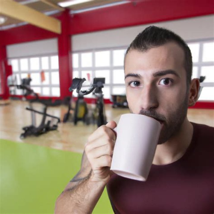 Should I drink tea before or after workout?