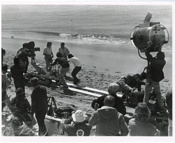 Was Jaws 2 filmed on Martha's Vineyard?