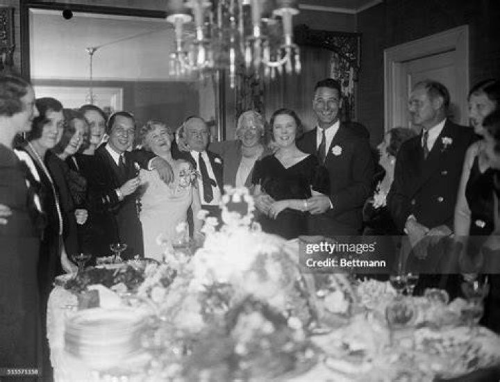 Was Lou Gehrig ever married?