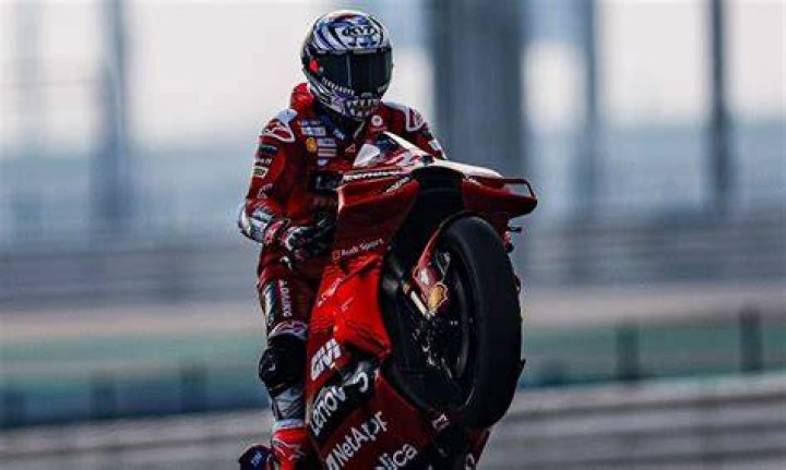 What do Moto2 riders earn?
