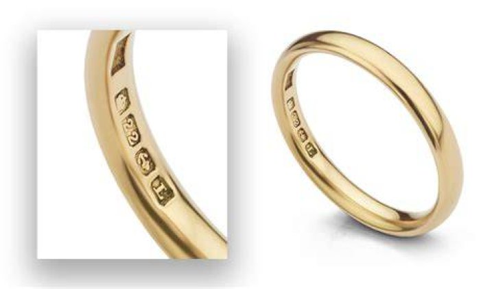 What does 916 mean on jewelry?