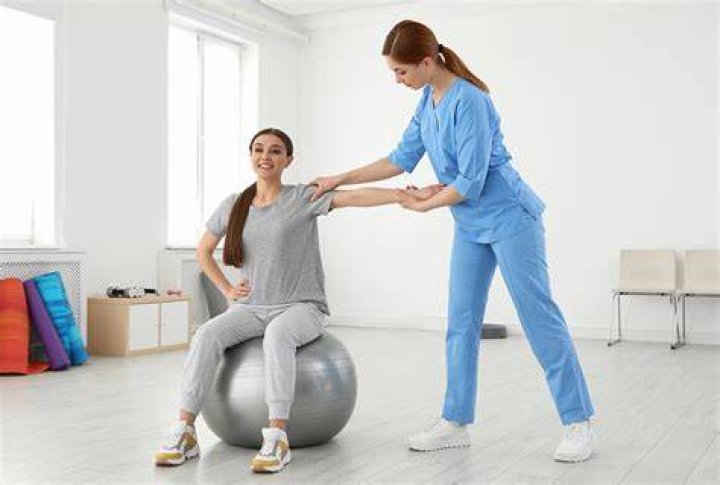 What does a rehabilitation therapist do on a daily basis?