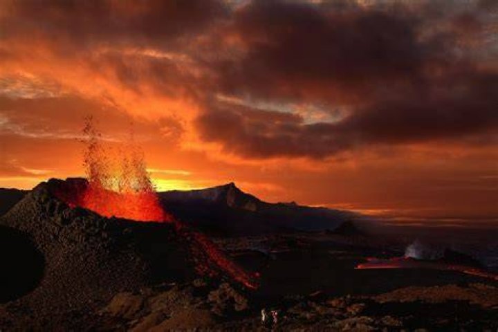 What if every volcano on Earth erupted at once?