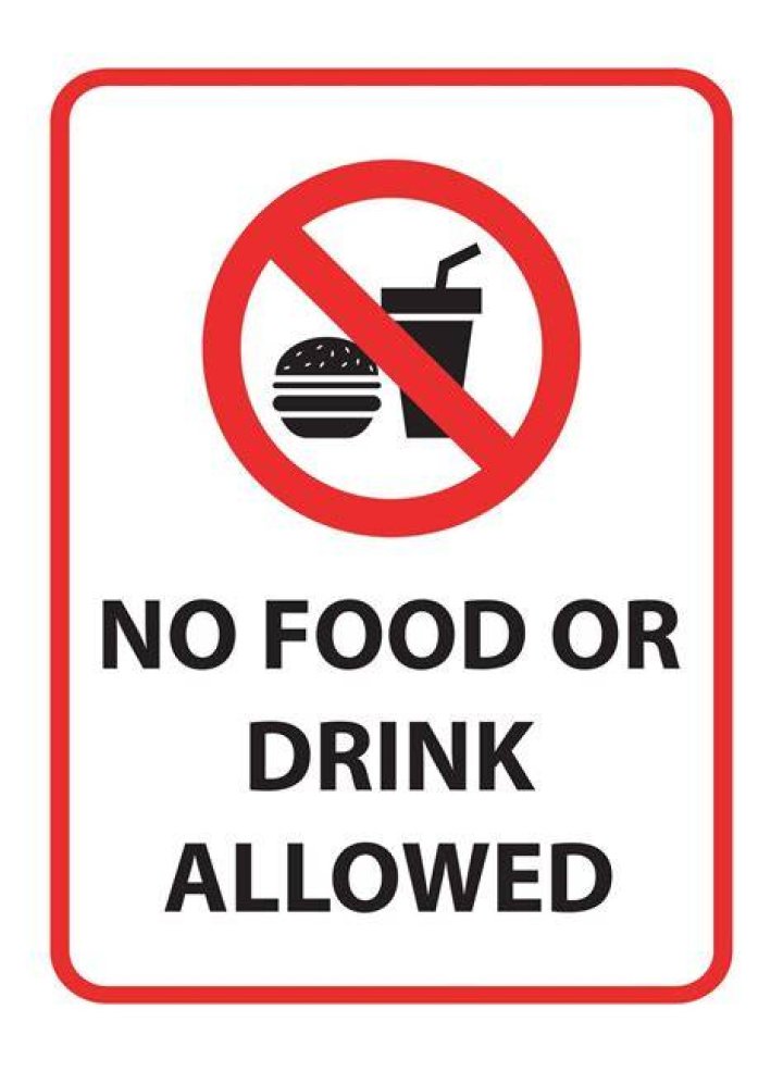 What ingredient is not allowed on any British royal menu?