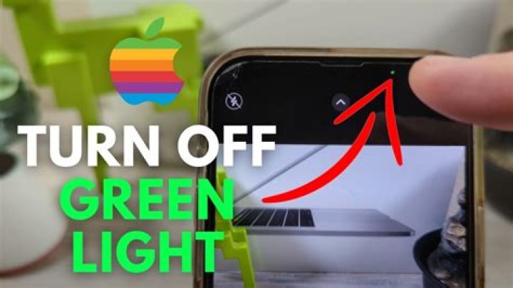 What is green light on iPhone?