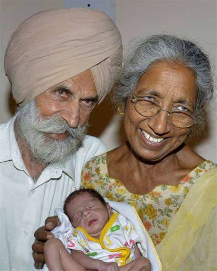 What is the oldest person to have a baby?