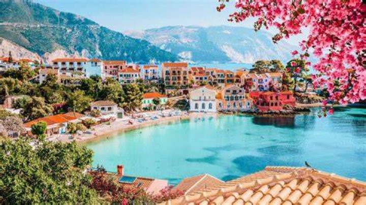 What is the prettiest place in Greece?