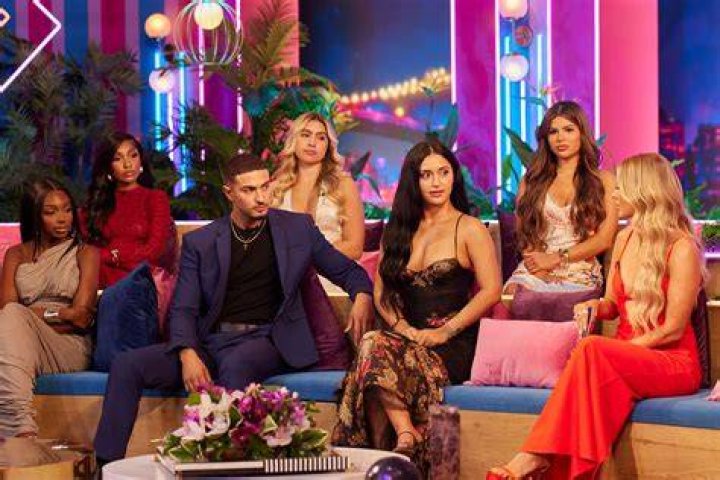 What nationality is Maurice from Love Island?