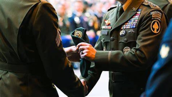 What pistol do the Green Berets use?