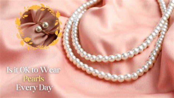 What time of day should you wear pearls?