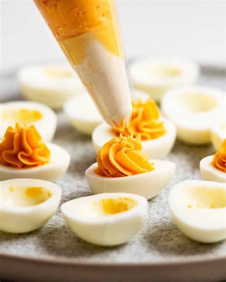 Who eats only eggs?