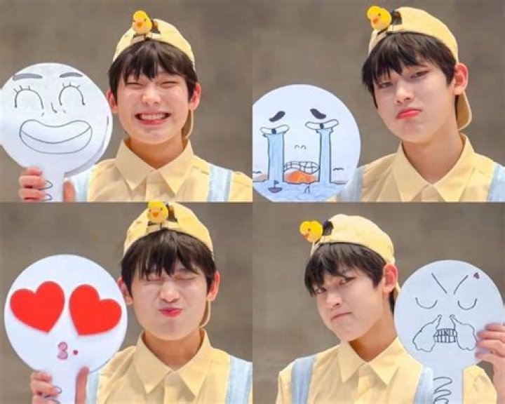 Who is king of facial expression?