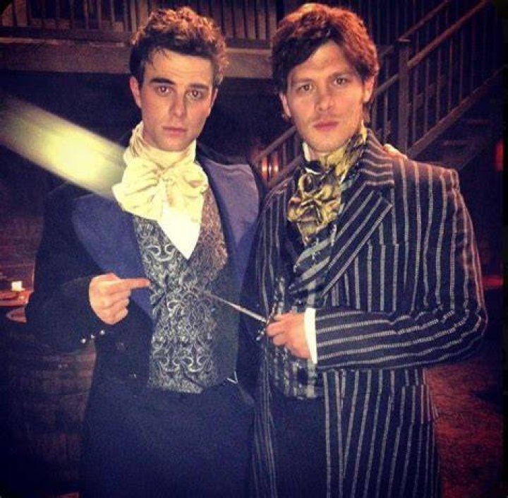 Who is older Klaus or KOL?