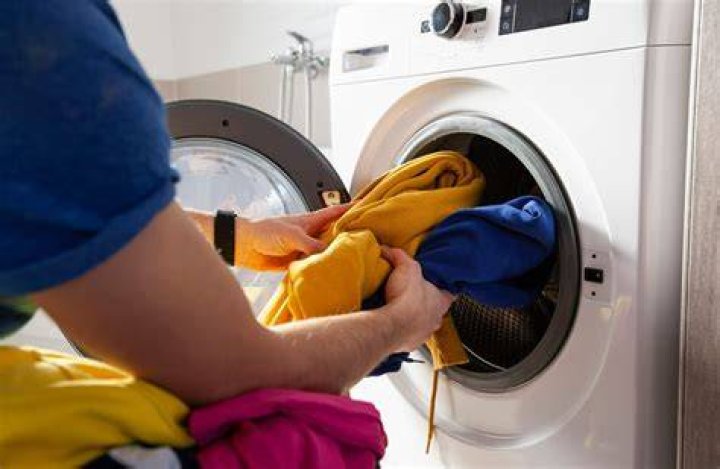 Why are my clothes shrinking in cold water?
