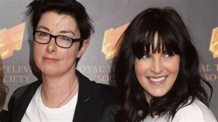Why did Sue Perkins split with Anna?
