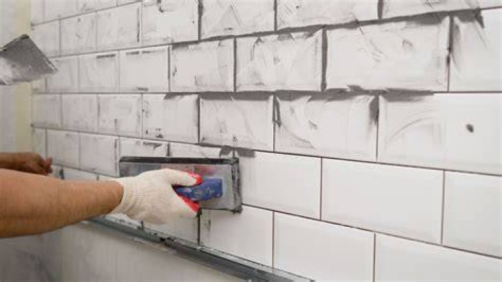 Will bleach ruin tile grout?